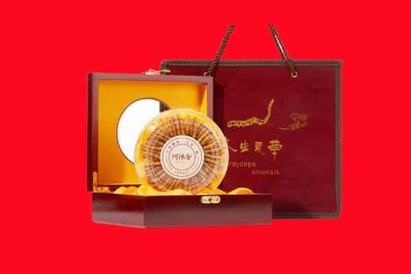 伊春汤旺县回收冬虫夏草